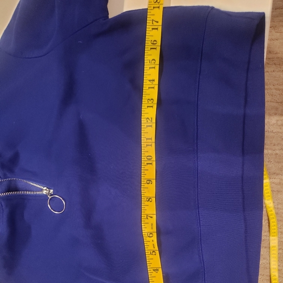 H&M Crop sweatshirt - Picture 5 of 9